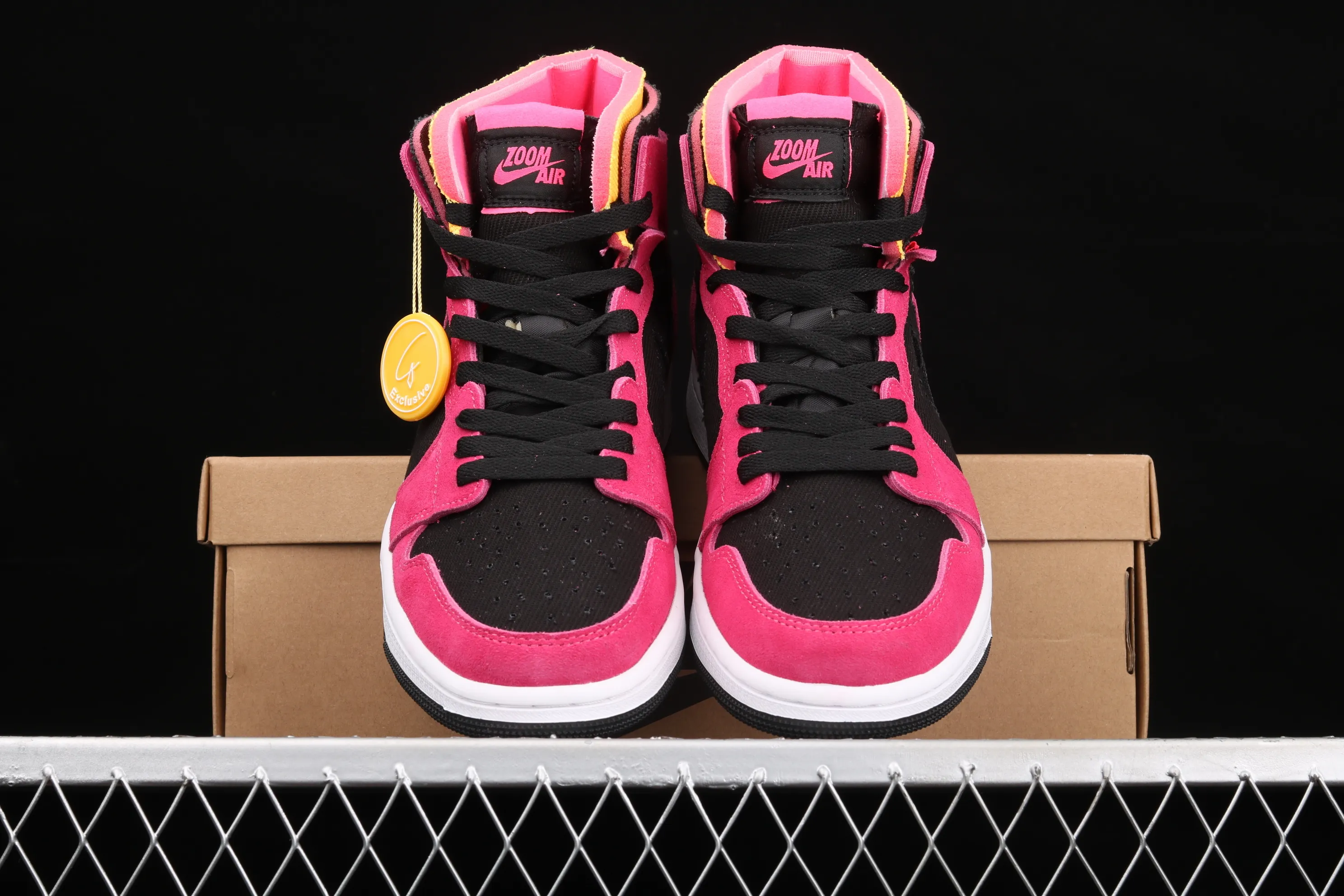 All categories Air Jordan Jordan series basketball shoes Air Jordan 1 High Air Jordan 1 Zoom Air CMFT AJ1 Joe 1 black powder CT0978-601